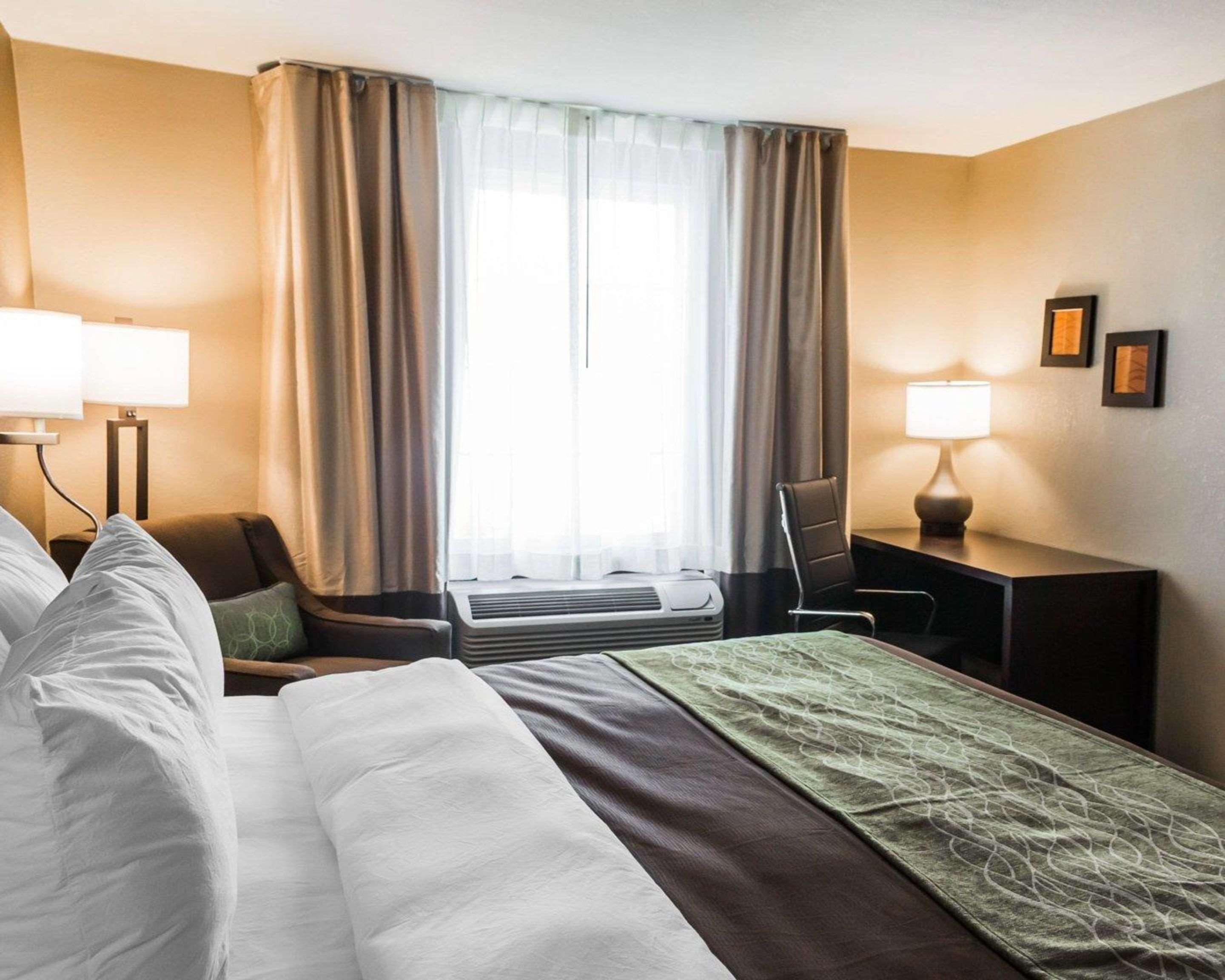 Comfort Inn & Suites Pharr/Mcallen Bagian luar foto